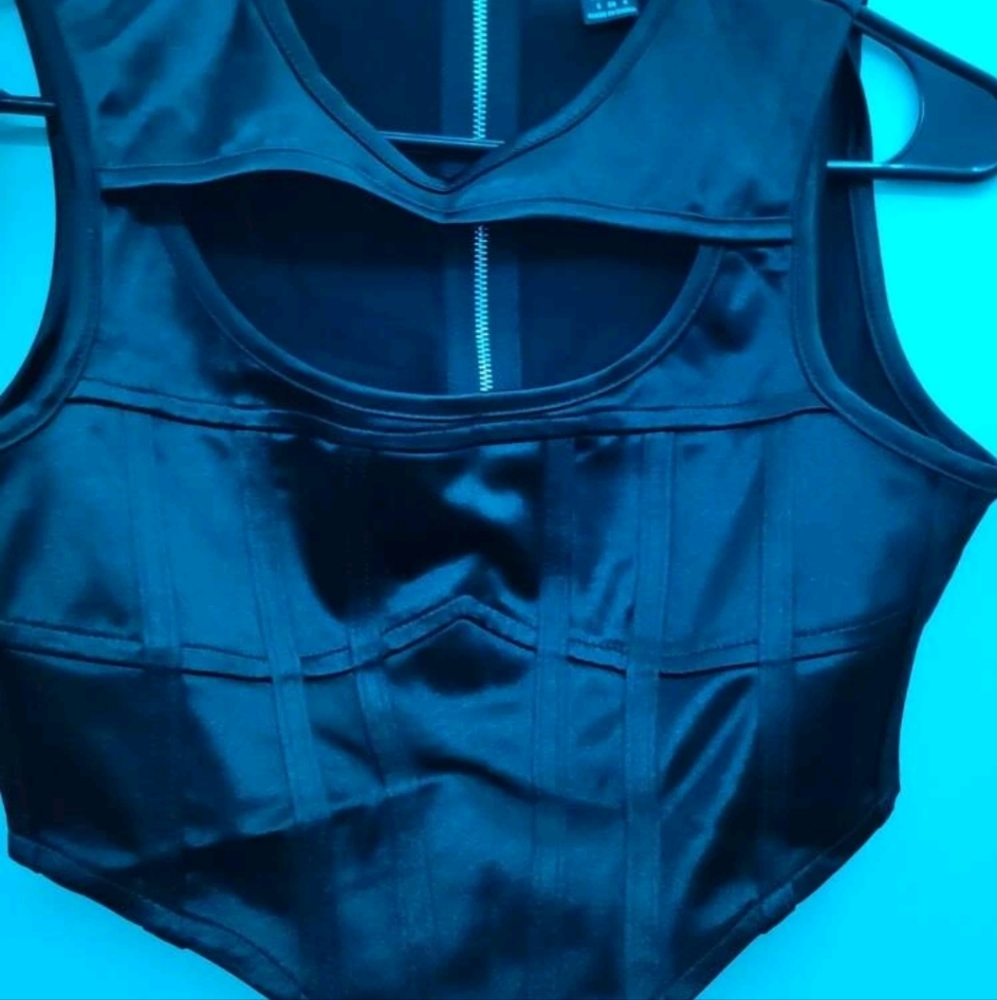 Shine cut out zip back tank top